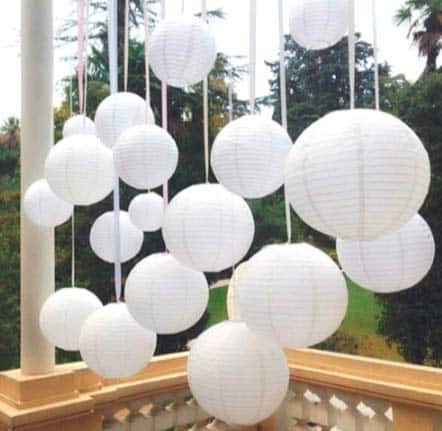 Rozi Decoration® offers a pack of 20 beautiful white hanging ball lantern lamps for festive occasions and home decor.