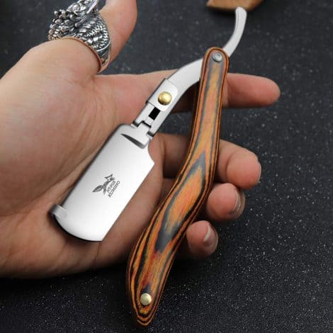 “Pro Barber Redwood Shaver – Get a precise shave with our professional straight edge razor and 10 stainless blades.”
