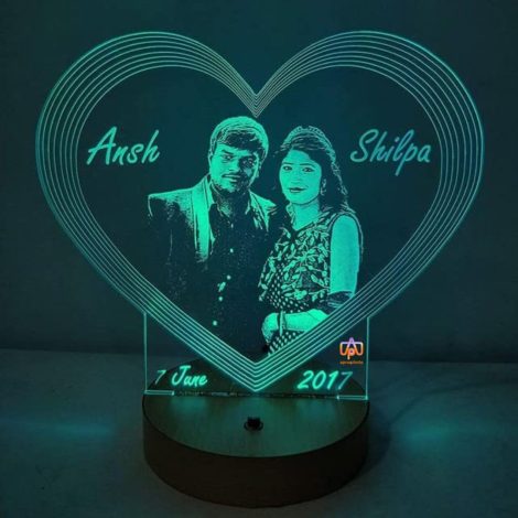 Personalized Heart Shape 3D Illusion Led Lamp with Customized and Personalized Photo Frame. Experience the apnaphoto magic!