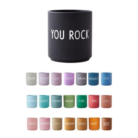 Stylish personalized cup in trendy colors with empowering statements – perfect gift for women’s occasions!