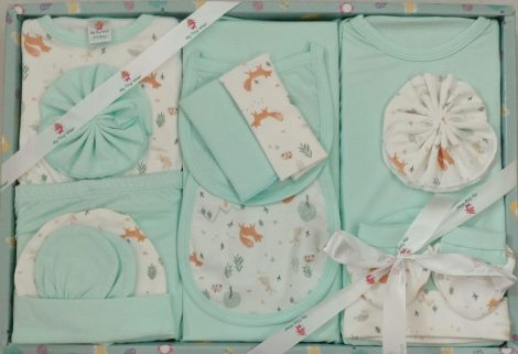 “Tiny Vogue 14-Piece Full Sleeves Newborn Gift Set, Stylish Cotton Clothing for Boys and Girls (0-3 Months) (Polka)”