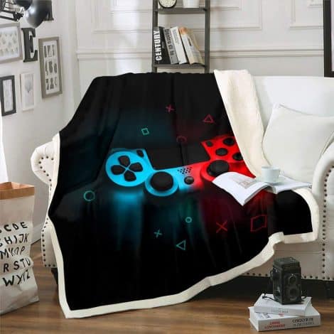 Luxurious lightweight throw blanket with chic abstract gamepad design, perfect for young gamers. Size: 50″x60″.