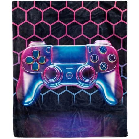 Soft and cozy video game-themed blankets, perfect for teenage boys and young men in India. Size: 50×60 inches.
