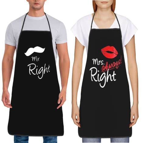 2 pieces of aprons for couples with the “Mr Right Mrs Always Right” design, perfect for special occasions.