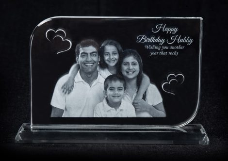 CrazzyGIFT.com presents unique personalized gifts for men, like the Handcrafted 3D Photo Frame with Free LED Light Base. Perfect for birthdays!