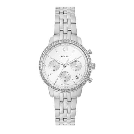 Fossil’s ES5217 Women’s Watch with a sleek silver dial- the elegant choice for the Indian consumer.