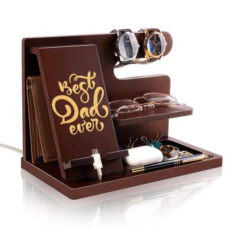 Customized wooden mobile docking station for your father – Ideal gift for him to organize essentials and accessories, suitable for various occasions