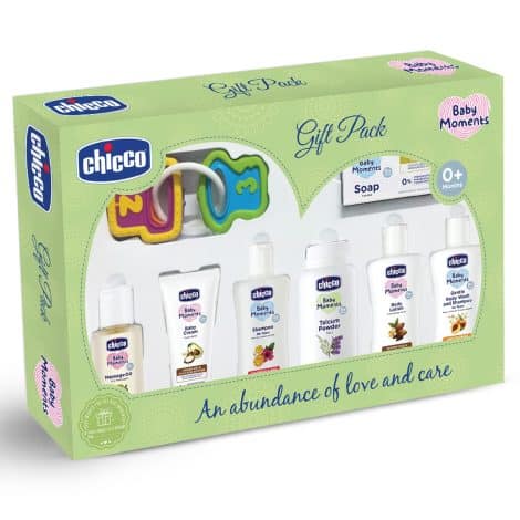 Chicco Baby Moments Delight Gift Pack in Green, the perfect gift for baby showers, newborns, birthdays, and new parents. Contains 8 items including an advanced formula with no Phenoxyethanol, suitable for ages 0 months and up.