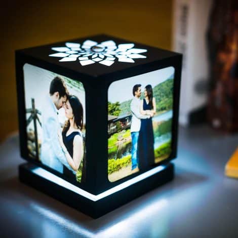 ZOCI VOCI Anniversary Gift Personalized with 4 Photos | Nostalgia Acrylic Rotating Photo Lamp, LED Photo Frames, HD Print Quality Matt Finish (Black, Medium)
Personalized Nostalgia Acrylic Rotating Photo Lamp with LED Frames; Celebrate Anniversary with 4 Photos in HD Print!