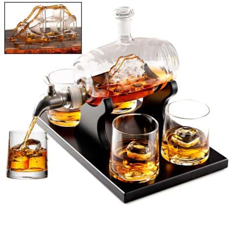 Gift Set of a Barrel-shaped Whiskey Decanter with Liquor Dispenser, 4 Glasses, and 1000ml Bourbon Barrel. Ideal for Indian Men.