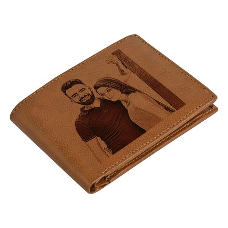 Customized Mens Wallet with Engraved Photo and Message – Perfect Birthday or Anniversary Gift for Men.