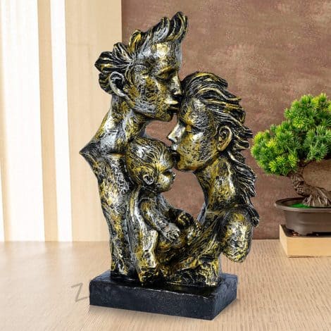 Show your love for your parents with the Zart Love Statue, perfect for home decor and gifting.