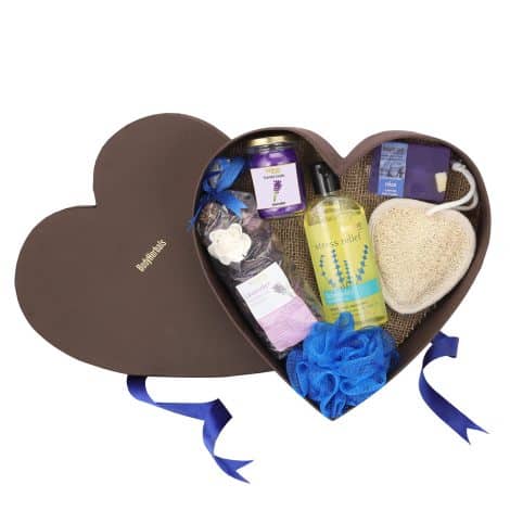 BodyHerbals Lavender Surprise Bath & Body Care Gift Set: Complete spa experience for both genders, perfect gift for any special occasion!