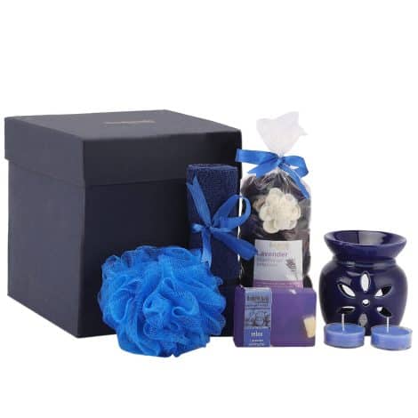 BodyHerbals Lavender Soap Spa Hamper Set – Luxury Bath and Body Care Kit for Men and Women. Ideal Gift for Birthdays, Christmas, and Special Occasions.