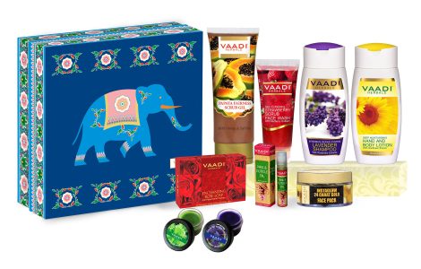 Vaadi Herbals Deluxe Beauty Herbal Gift Set – Rejuvenate yourself with nature’s luxurious beauty collection.