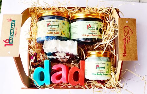 16 NATURALLY Organics Handmade Pampering and Refreshing Combo Gift Hamper For Father, featuring 5 handcrafted skincare items.
