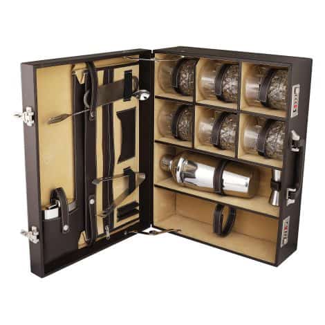 Portable Cocktail Bar Accessories Set – Your perfect travel bar with a briefcase style, holding one bottle and six glasses. Available in brown and beige.