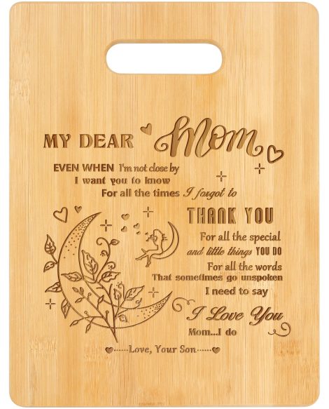 Cutting board engraved with “I Love You Mom”, perfect for gifting on birthdays, Mother’s Day or any occasion.